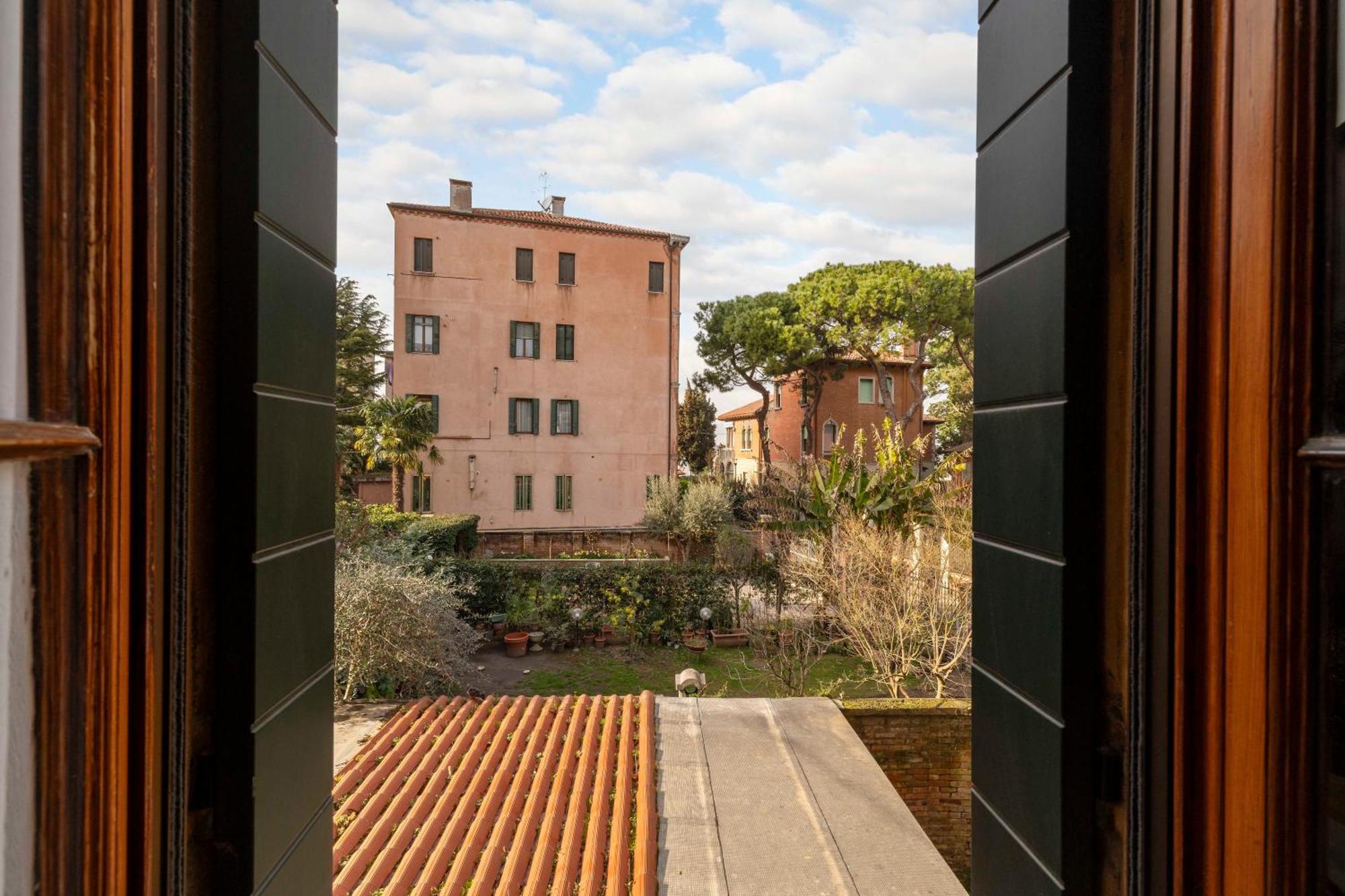 Bed And Breakfast Casa Delle Rose Lido Venezia Lido di Venezia Екстер'єр фото